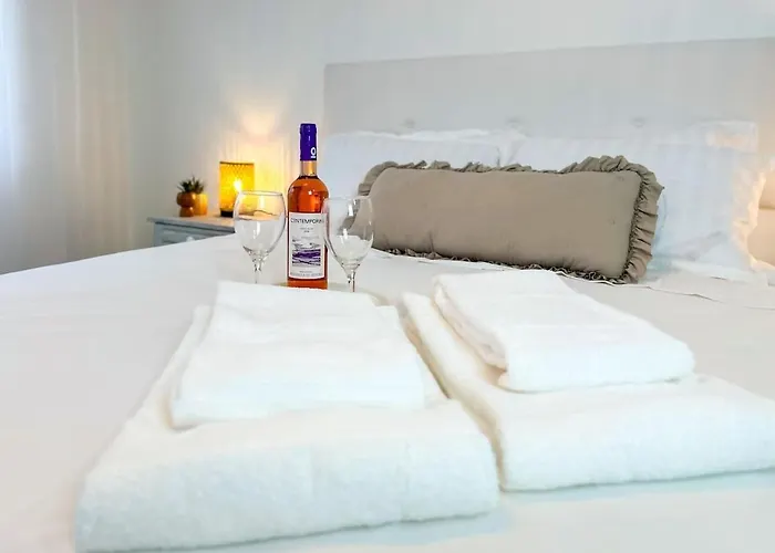 Apartment Praia Da Rocha Walk To Beach Safira I * Portimão