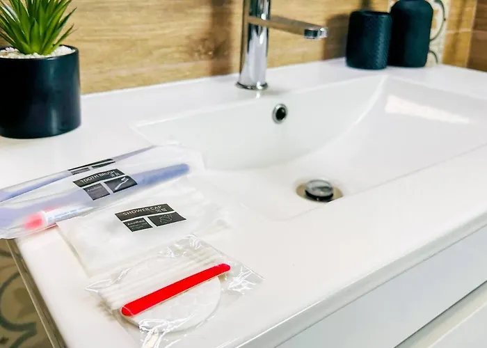 Apartment Praia Da Rocha Walk To Beach Safira I * Portimão